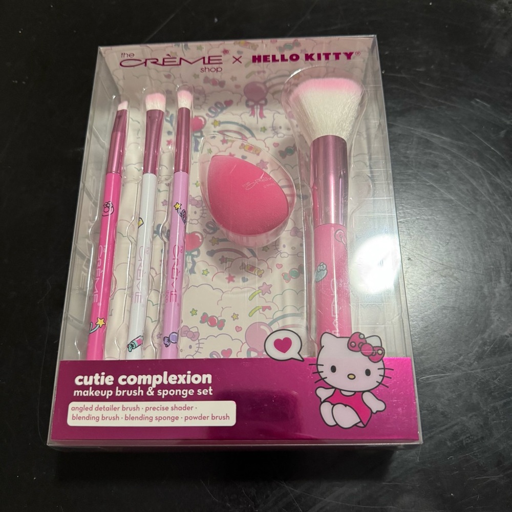 Hello Kitty Pink Makeup Brush and Sponge Set